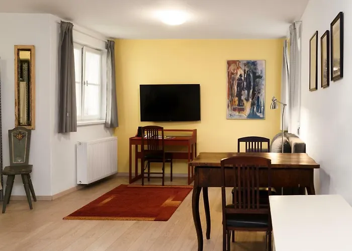 Golden Roof By Penz Appartement *